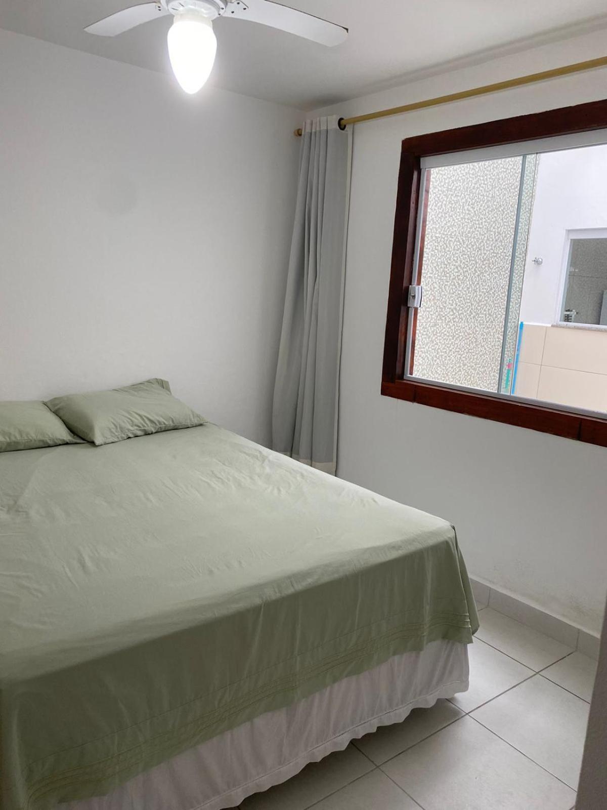 Casa Em Ate 12 Pessoas - Com Piscina *